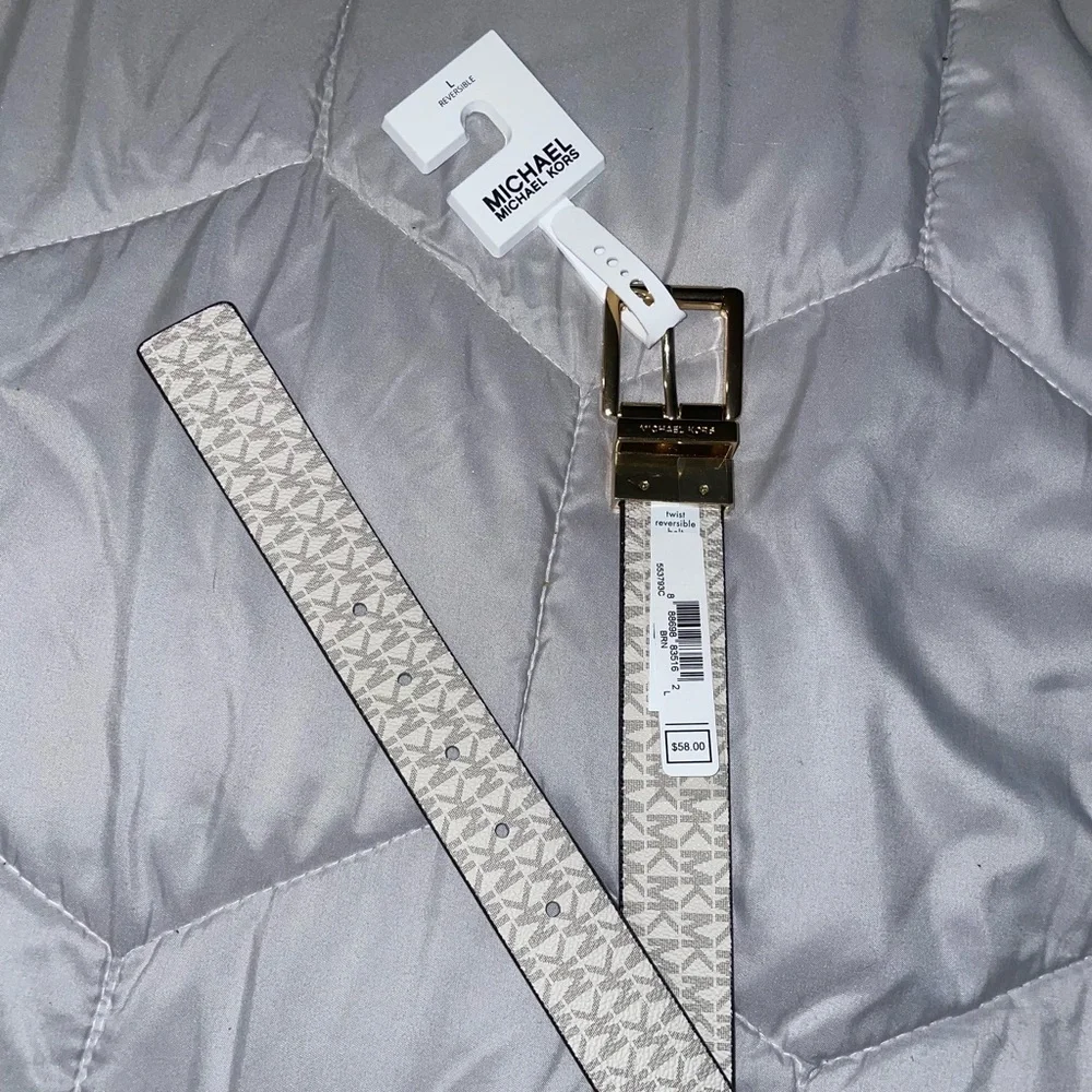 NWT Michael Kors Twist Reversible Belt 2 in 1 - Picture 9 of 9